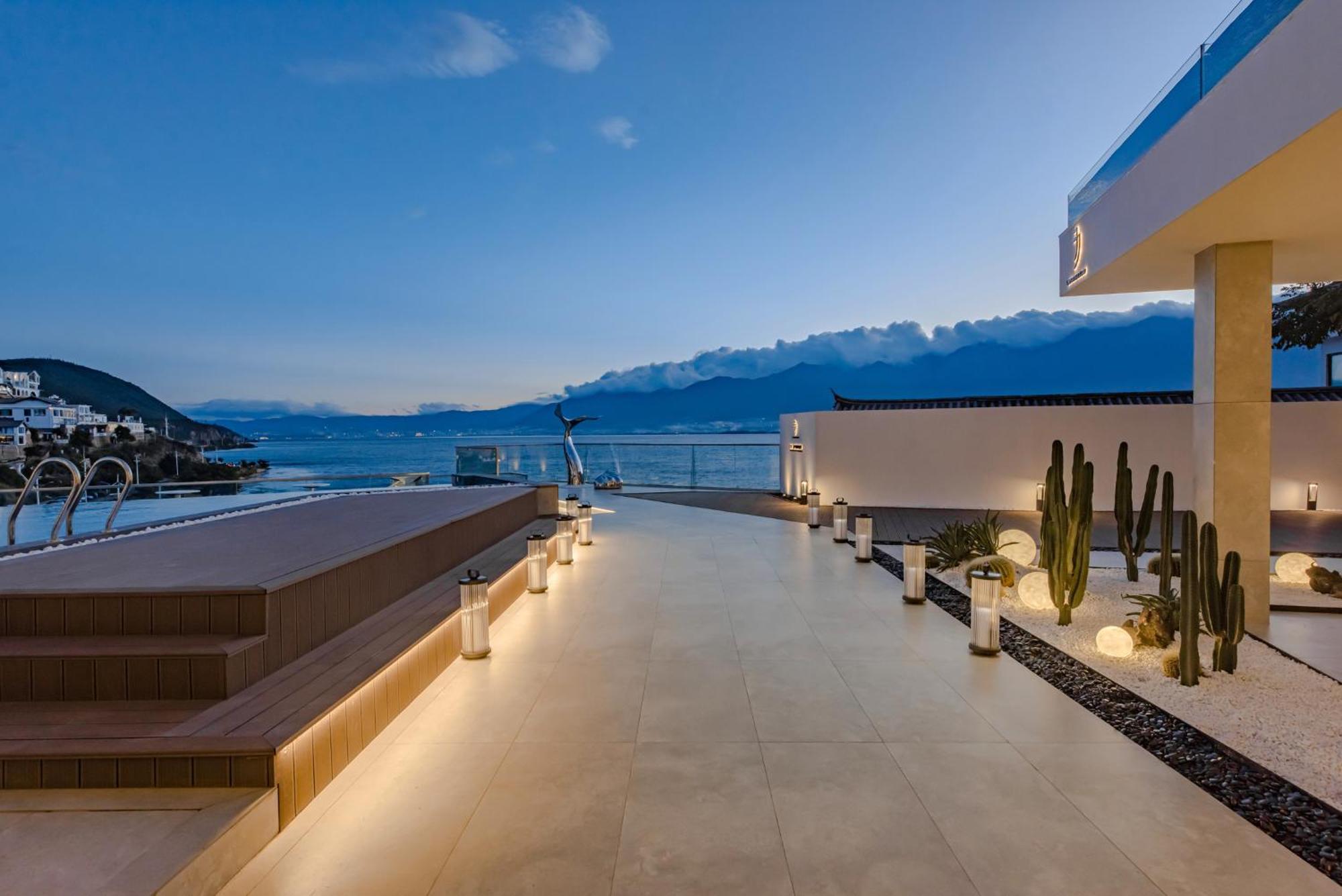 Dali Oriental Seaview Hotel -Dali Erhai Exteriér fotografie
